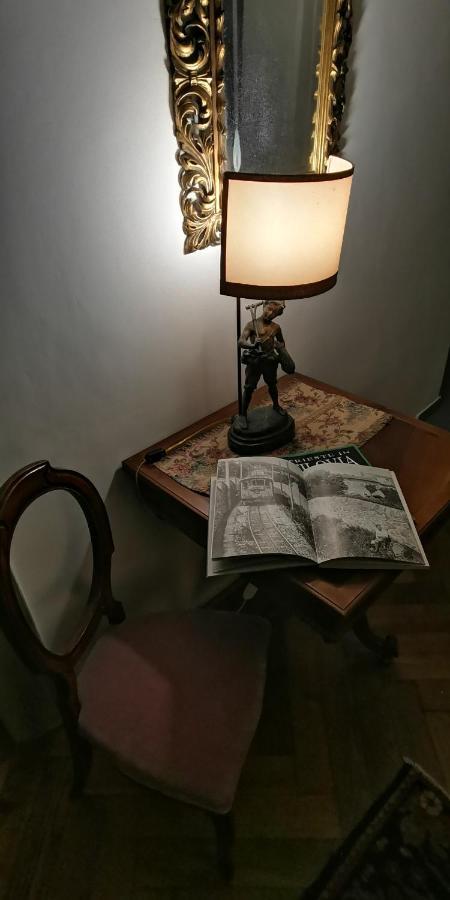 Charming Apartment In A 19Th Century Villa Trieste Esterno foto